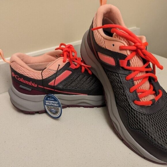 COLUMBIA Women's Plateau Waterproof Runners, Hiking, Walking Shoe- size 10 Wide - Picture 2 of 11